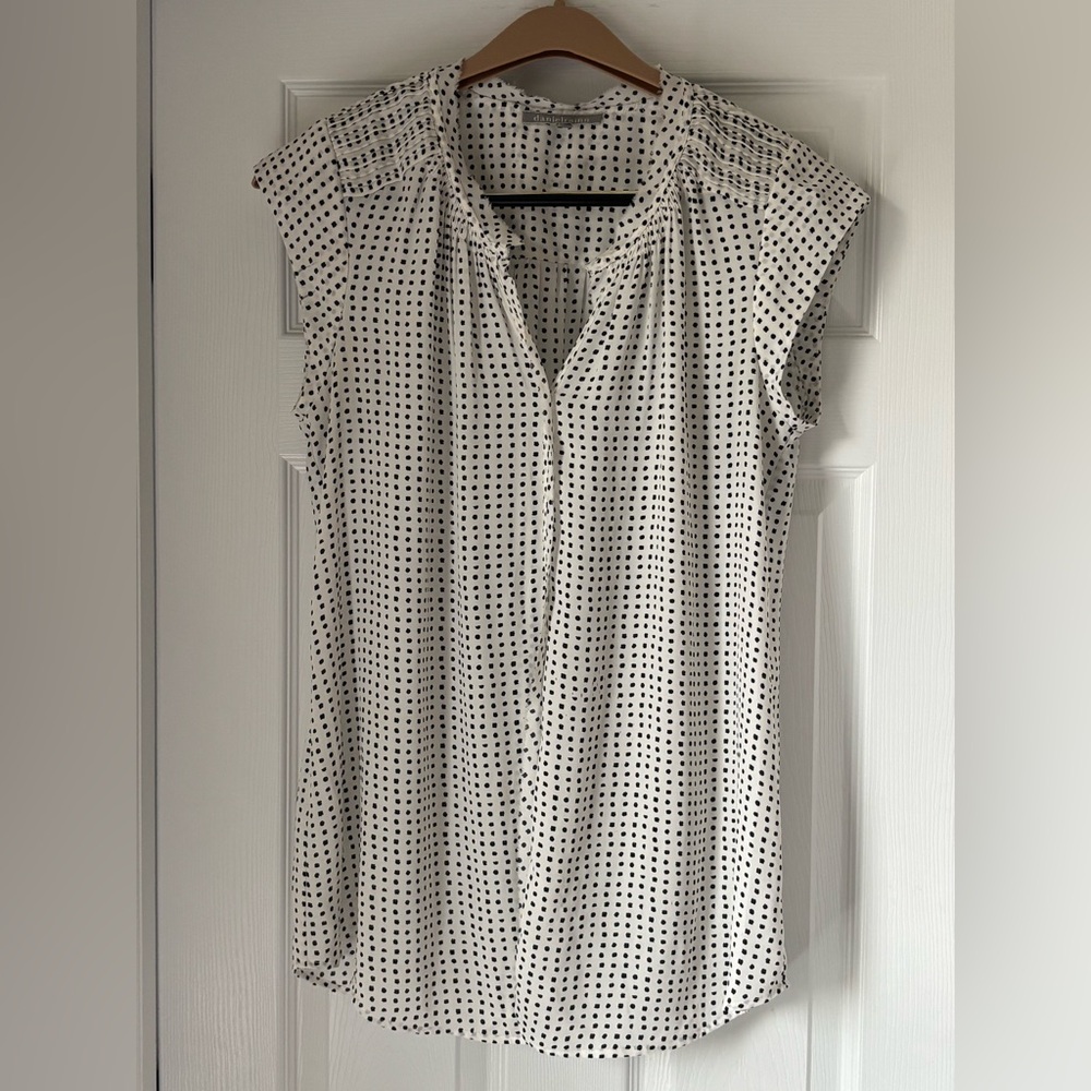 Daniel Rainn White with Black Dot Cap Sleeve Blouse